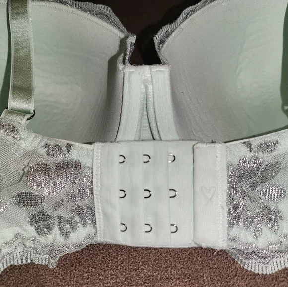 Victoria's Secret Misty Jade Bra - Picture 4 of 5